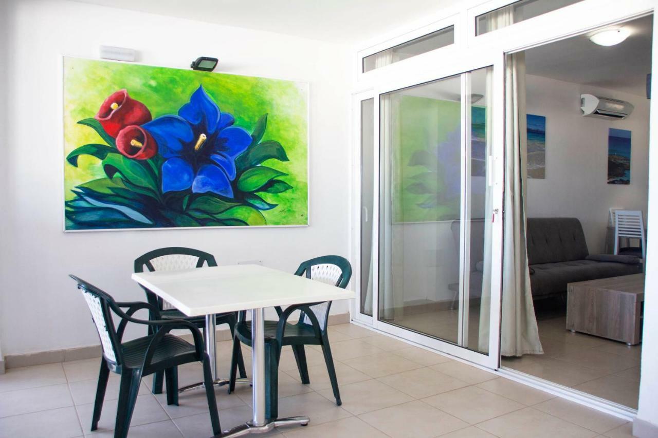 Tao Caleta Playa Apartment Corralejo Exterior photo