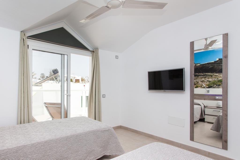 Tao Caleta Playa Apartment Corralejo Exterior photo